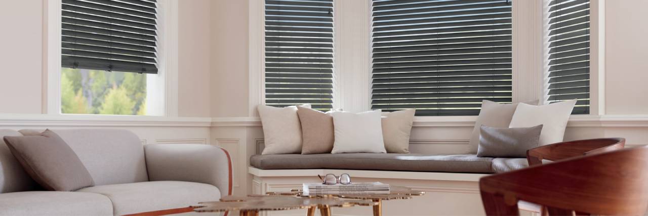 Blinds near Helena, Montana (MT), that offer faux materials and genuine wood options from Hunter Douglas