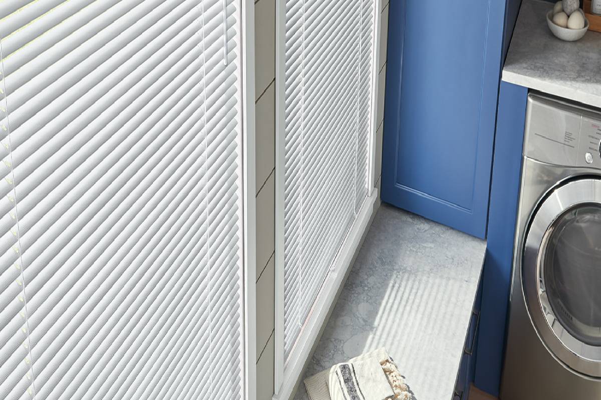 Graber® Aluminum Blinds, metal blinds hanging in a bright bathroom near Helena, Montana (MT)